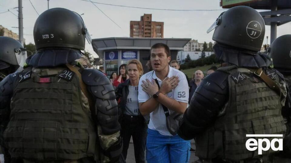 По данным МВД Беларуси, за время протестов в стране были задержаны около 7 тыс. человек