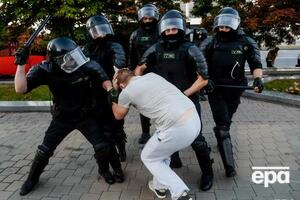 Во время столкновений в Беларуси пострадало несколько сотен человек, известно о двух погибших