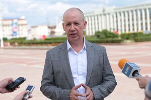 Цепкало подчеркнул, что Крым, согласно международному законодательству, является украинским