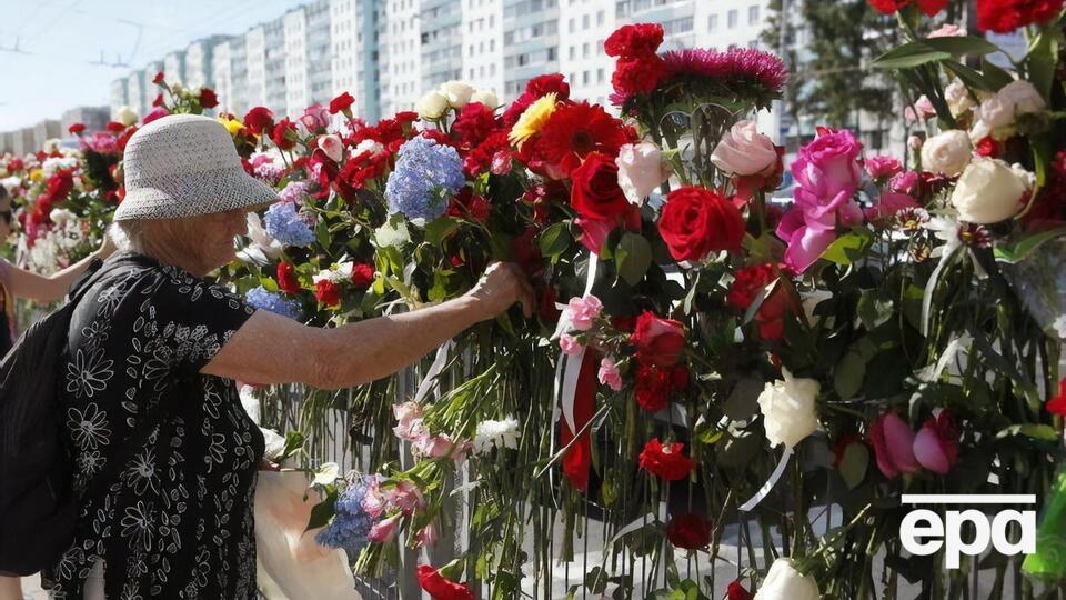 До місця, де загинув Тарайковський, приносять квіти