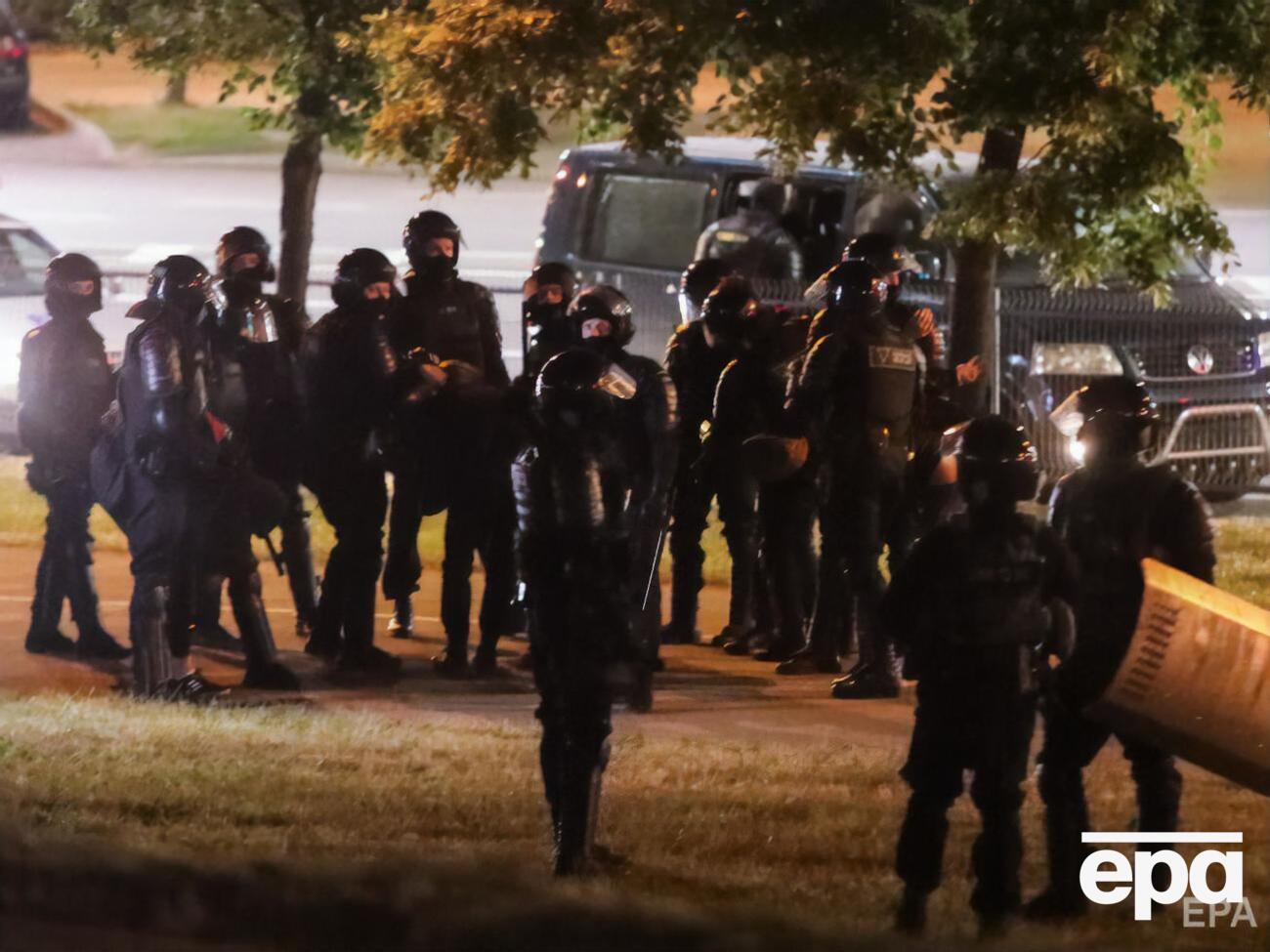 Во время столкновений пострадало несколько сотен человек, известно о двух погибших