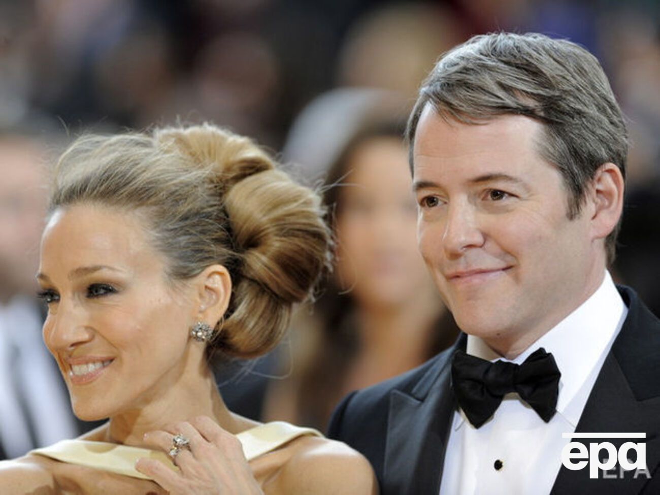 Бродерик был замечен на пляже без супруги и детей