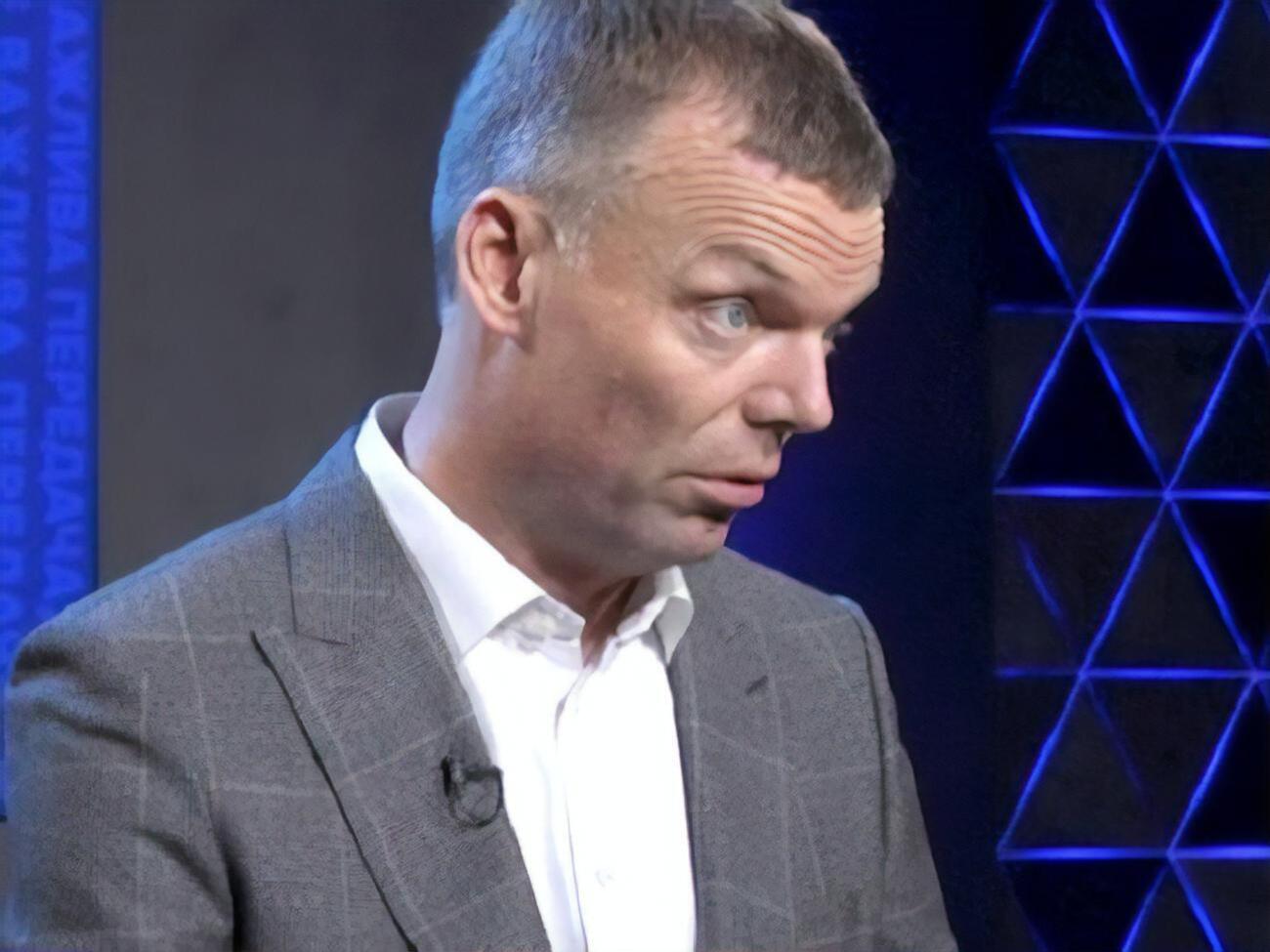 Говоря о соблюдении перемирия на востоке Украины, Хуг заявил, что особенно счастлив за гражданское население Донбасса