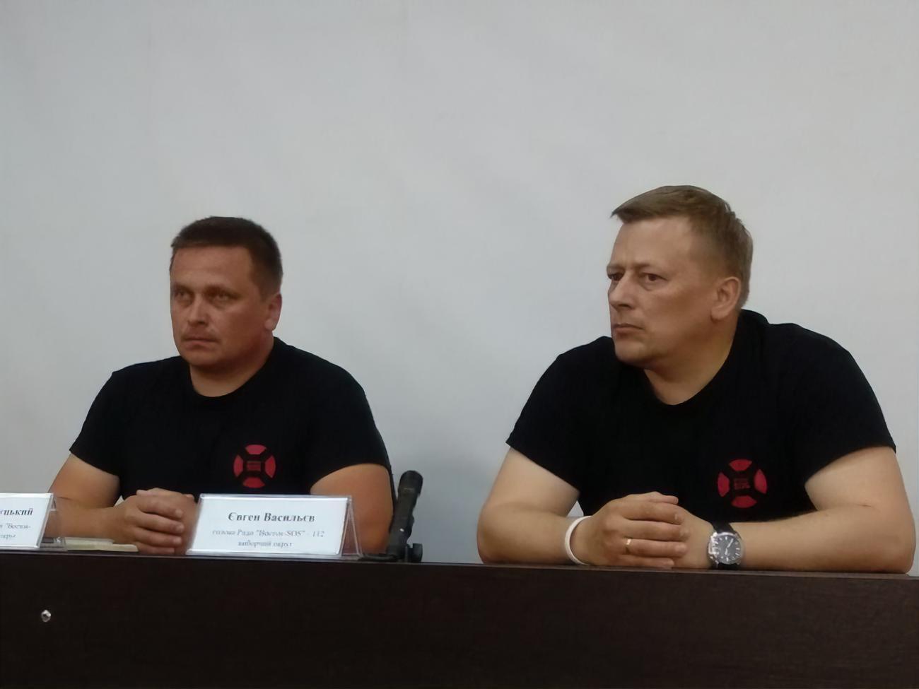 Реуцкий и Васильев рассказали, что после задержании белорусские силовики их били