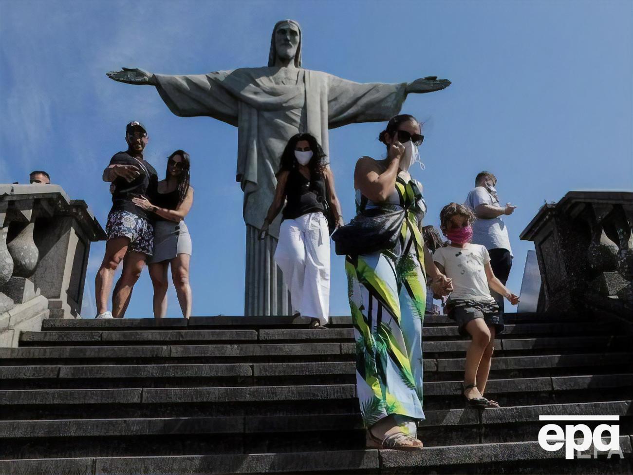 Бразилия находится на втором месте по распространению COVID-19