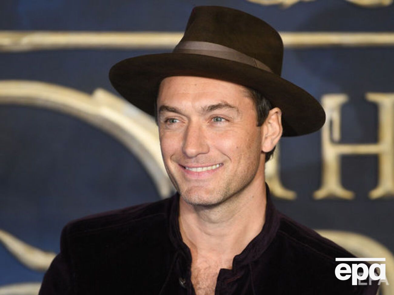 Лоу вскоре станет отцом в шестой раз