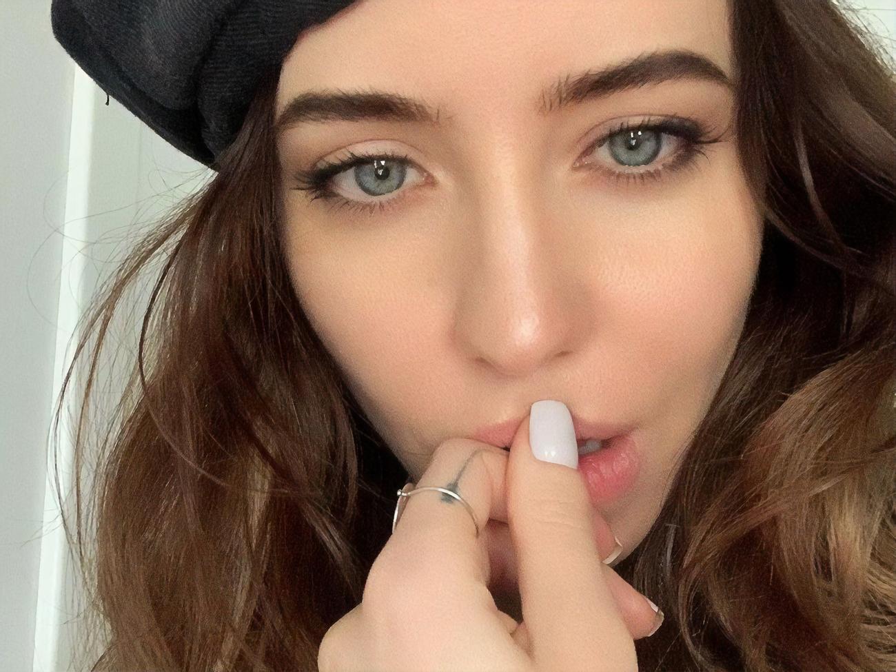 Дорофеева показала, как расслабляется под музыку