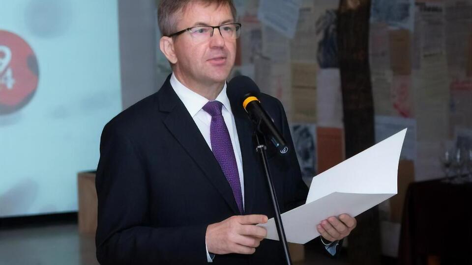 Лещеня был помощником Лукашенко по внешнеполитическим и внешнеэкономическим вопросам