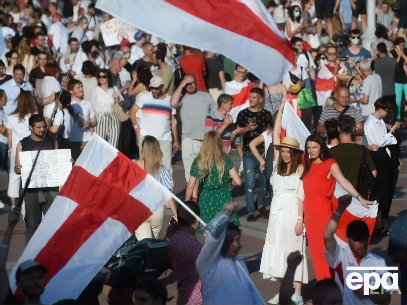 В Беларуси с 9 августа проходят массовые митинги &ndash; люди протестуют против результатов выборов президента страны