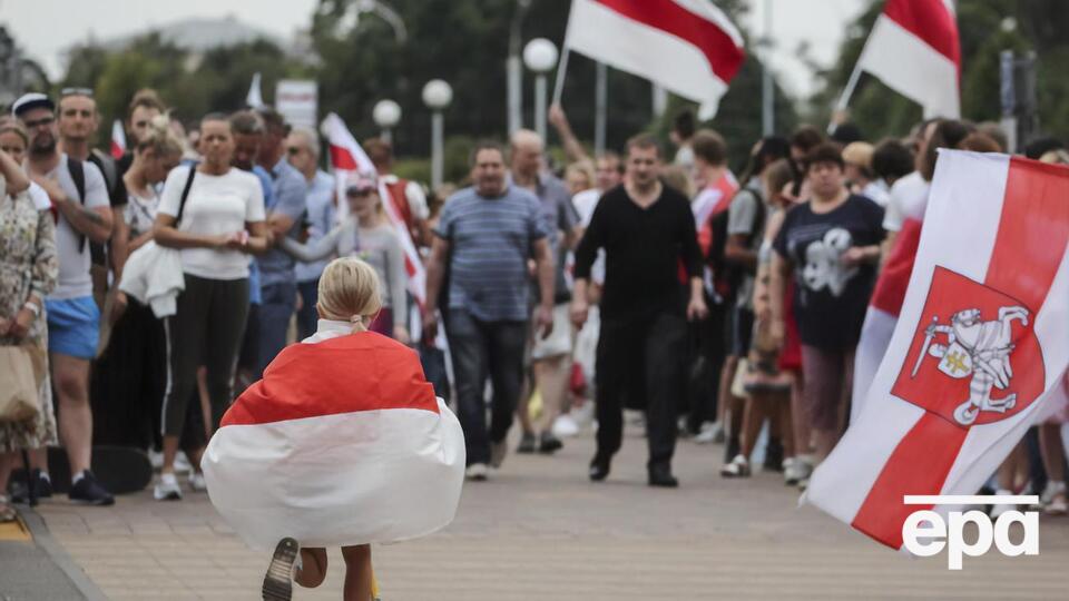 Польща прийняла перших політичних біженців після протестів у Білорусі