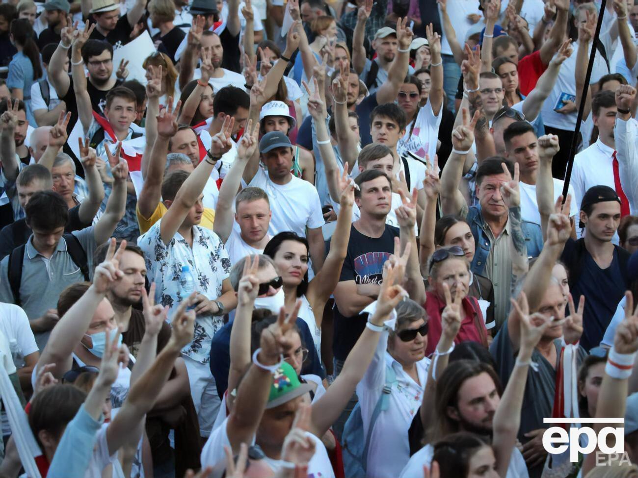 Білоруси протестують проти перемоги чинного президента країни Олександра Лукашенка