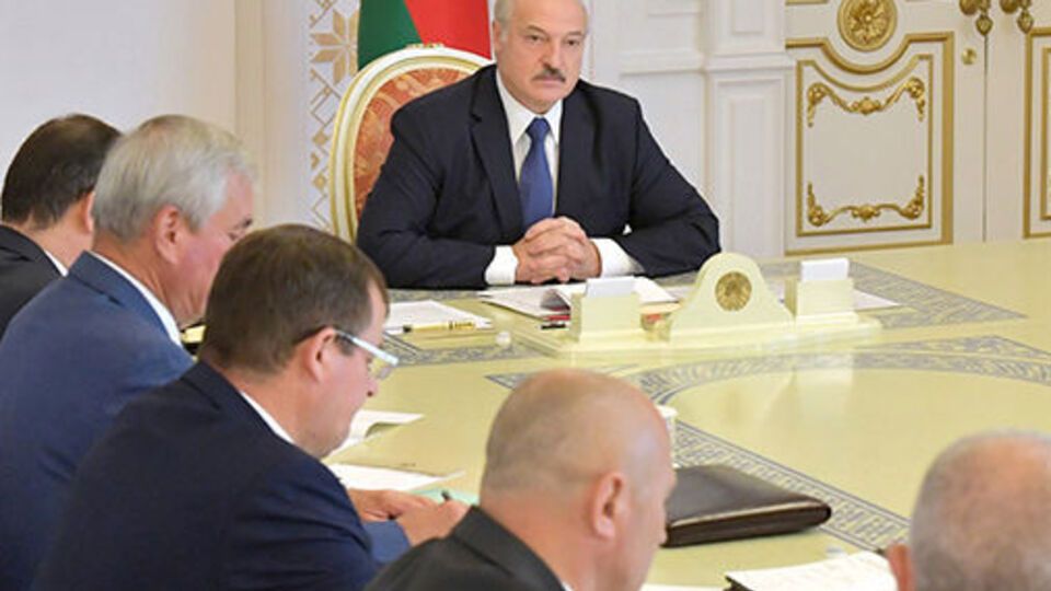 Лукашенко провів нараду із членами Ради безпеки