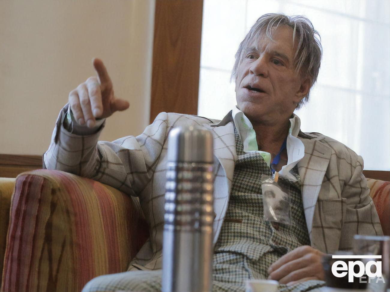 Восени 2019 року Рурк висловив бажання бути похованим в Україні