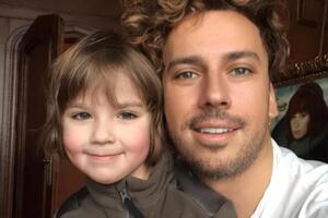 Галкін: Дитинство. Літачок