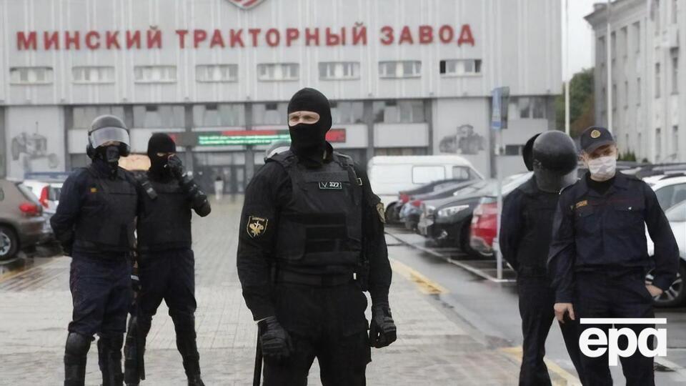 Один із промислових гігантів Білорусі – Мінський тракторний завод – страйкує після виборів президента