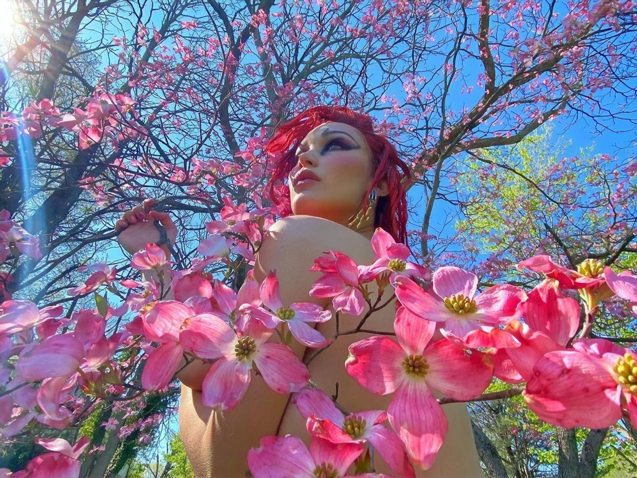 Хадід оприлюднила знімки, зроблені навесні