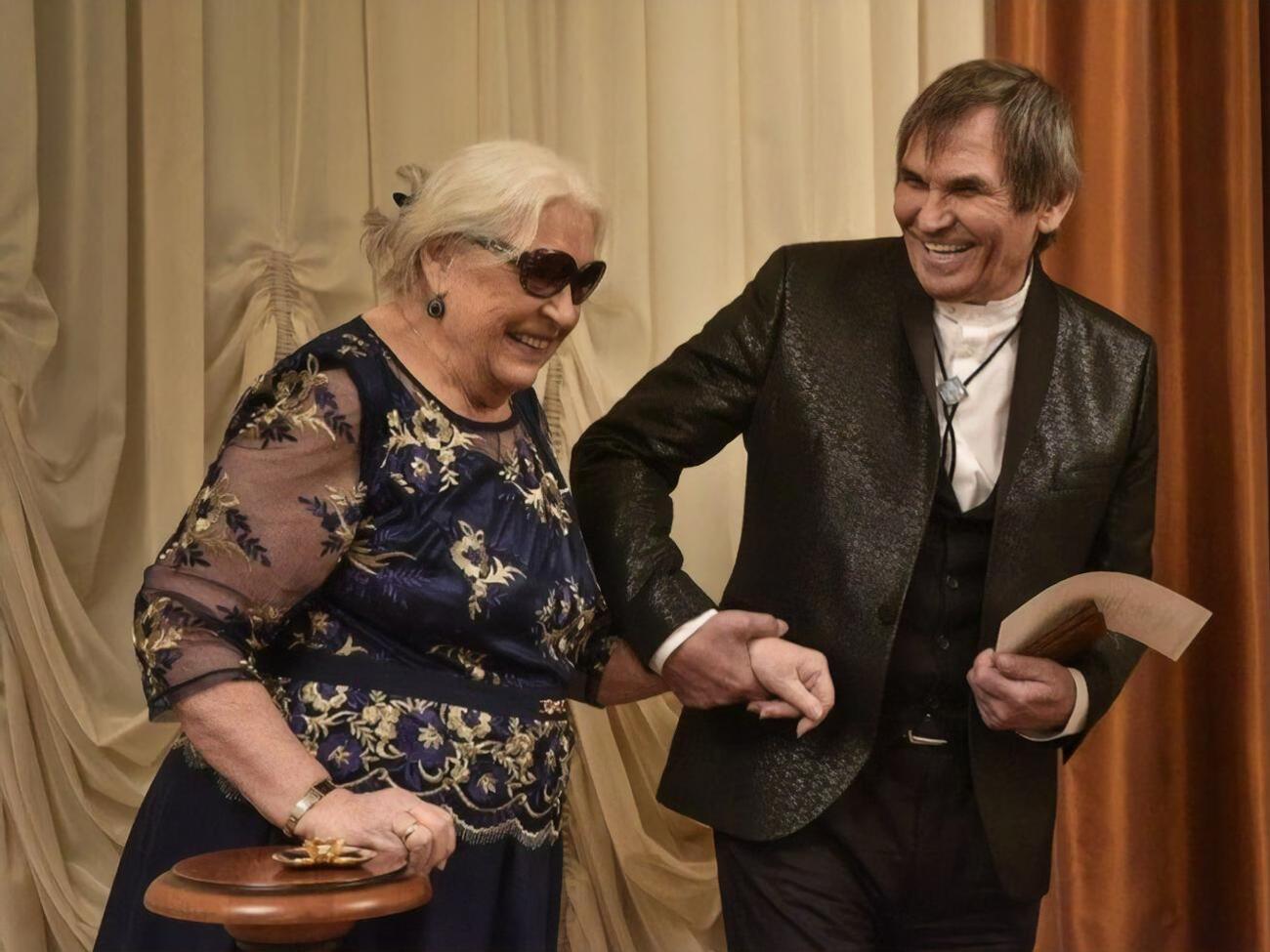 Алибасов женился на Федосеевой-Шукшиной два года назад