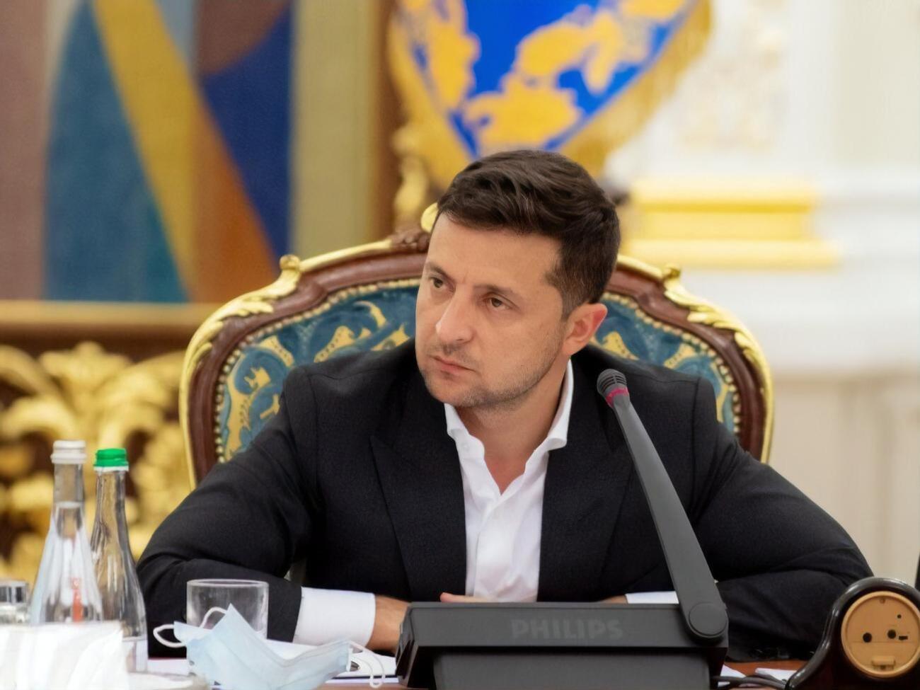 Подоляк: Это не вина президента, президент не должен выстраивать объяснения