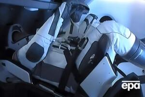 Астронавты завершили путешествие с МКС на Землю