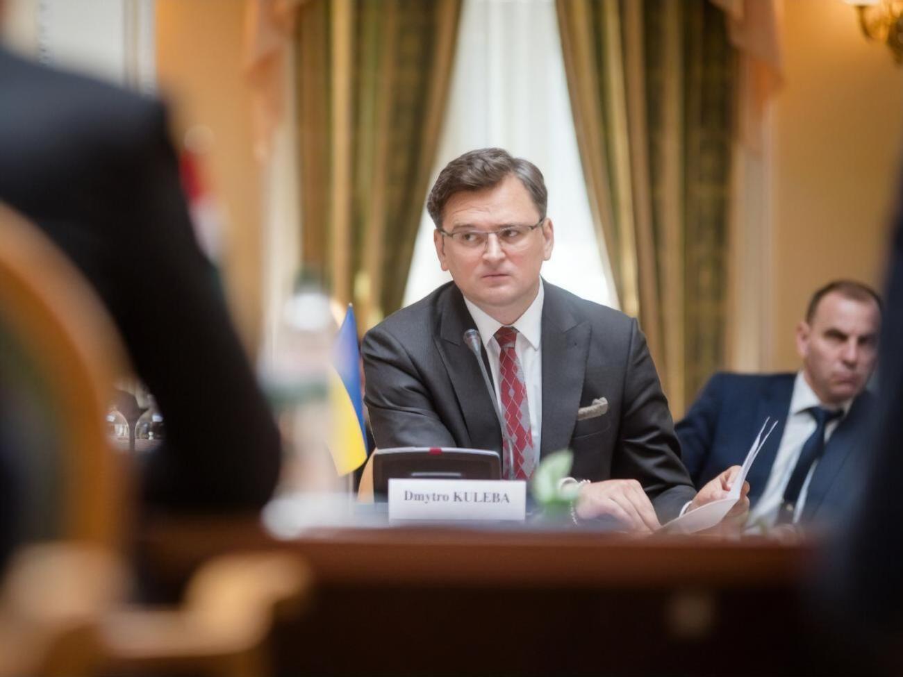 Кулеба поговорил с главой МИД Беларуси
