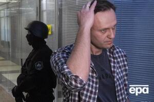 У лікарню до Навального викликали поліцію