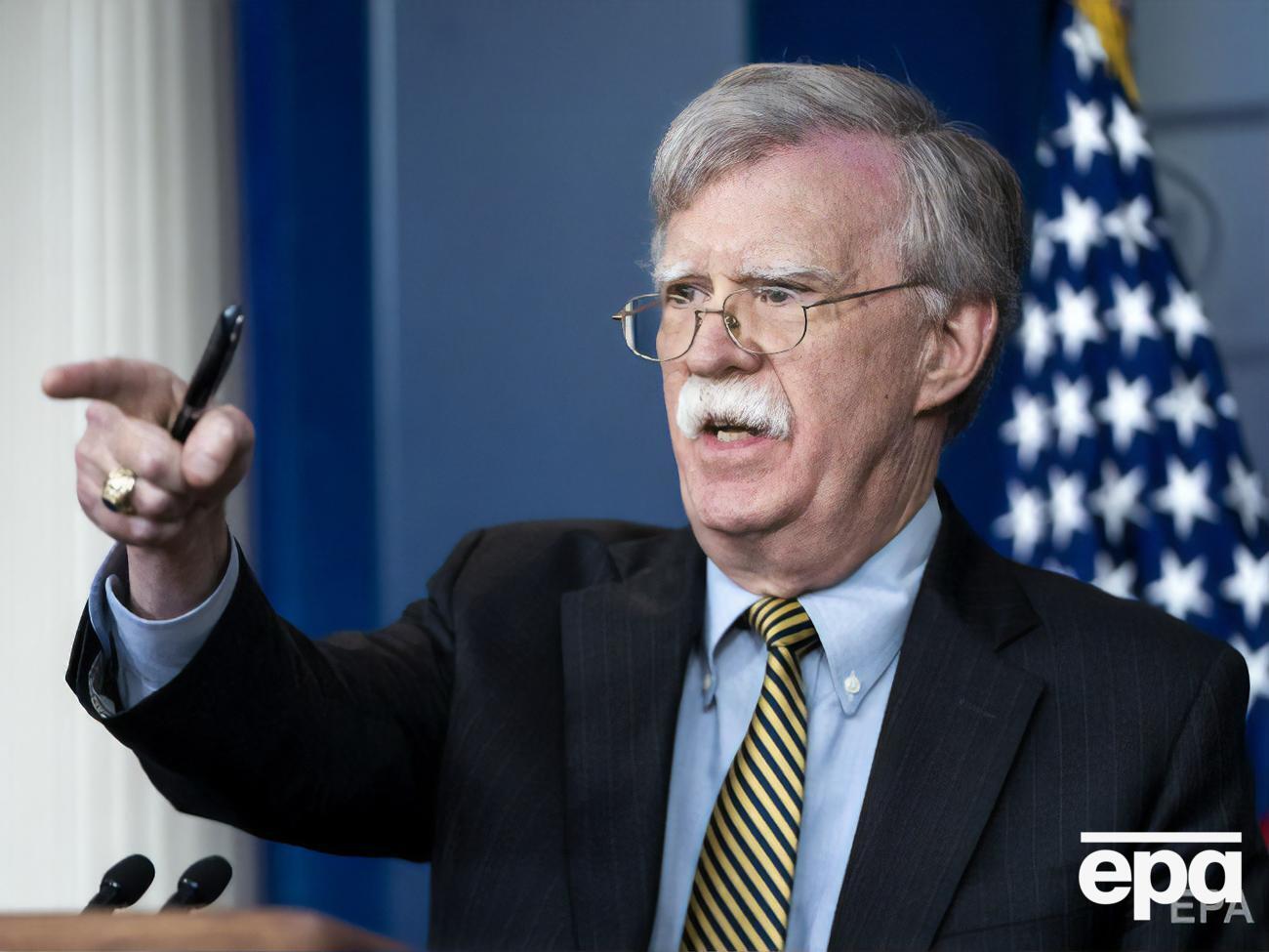 Болтон (на фото) утверждает, что Трампу приходилось рассказывать о разделении Корейского полуострова