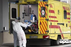 У Німеччині померло 9253 людини з коронавірусом