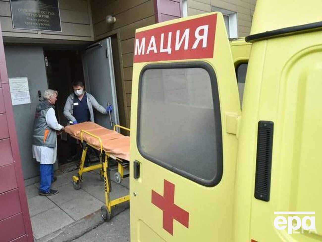Соратники Навального наполягають на його переведенні в німецьку клініку