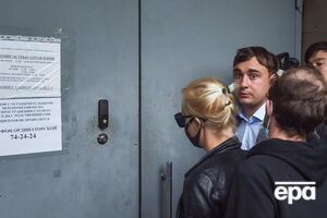 Близькі Навального вважають, що лікарі тягнуть час із транспортуванням політика для того, щоб сліди токсинів зникли