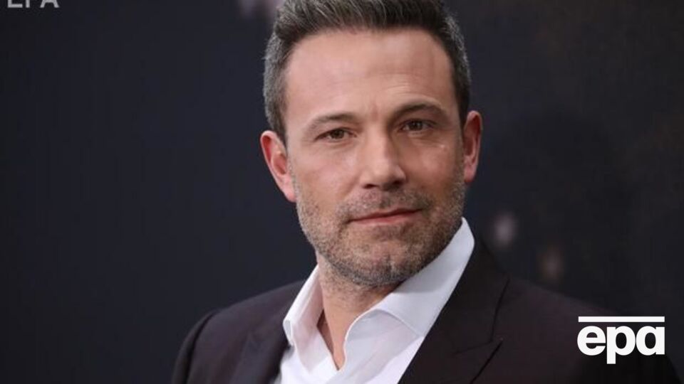 Аффлек сыграет супергероя