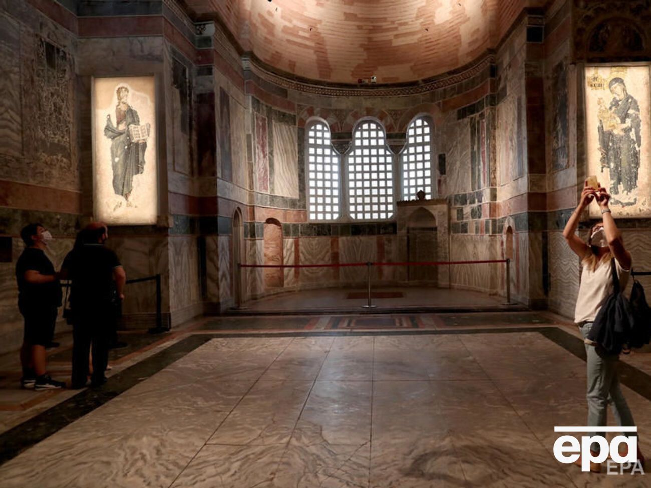 Реджеп Эрдоган превратил в мечеть монастырь Хора