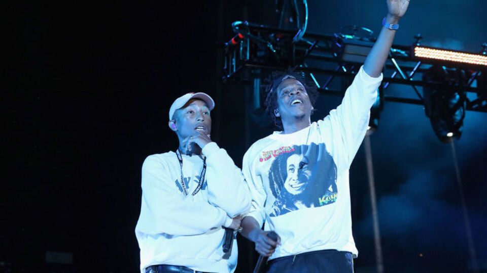 Фаррелл (на фото слева) о совместной с Джей Зи (на фото справа) песне: Эта песня о том, насколько тяжело, в принципе, быть предпринимателем в нашей стране