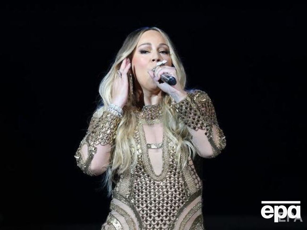 Save The Day &ndash; песня из нового альбома Кэри, который выйдет 2 октября