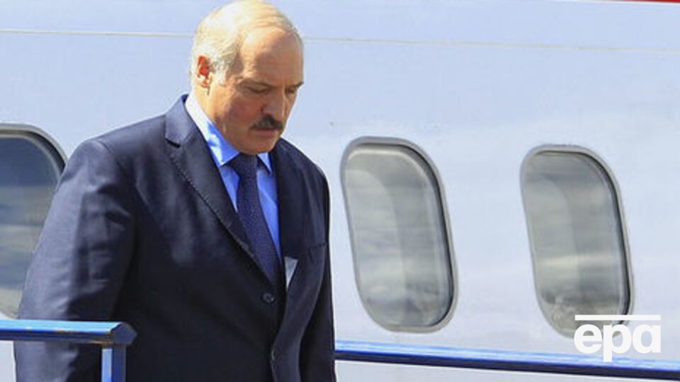 Лукашенко запросив журналістів із Росії в Белтелерадіокомпанію
