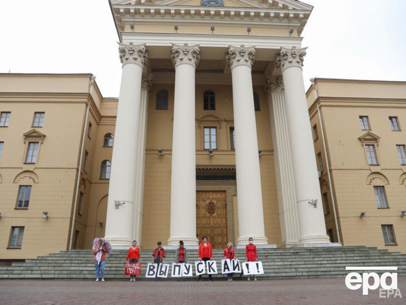 Із будівлі білоруського КДБ утік працівник заводу "Беларуськалий"