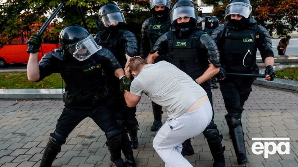 Во время протестов сотни демонстрантов получили травмы