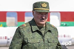 Лукашенко пролетел на вертолете над Минском
