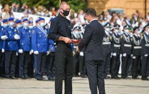 Михалок получил награду от Зеленского в ходе торжественной церемонии