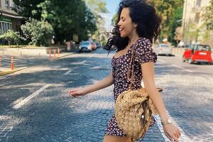 Каменских: В перерывах между работой над новым испаноязычным альбомом вышла с любимым на прогулку