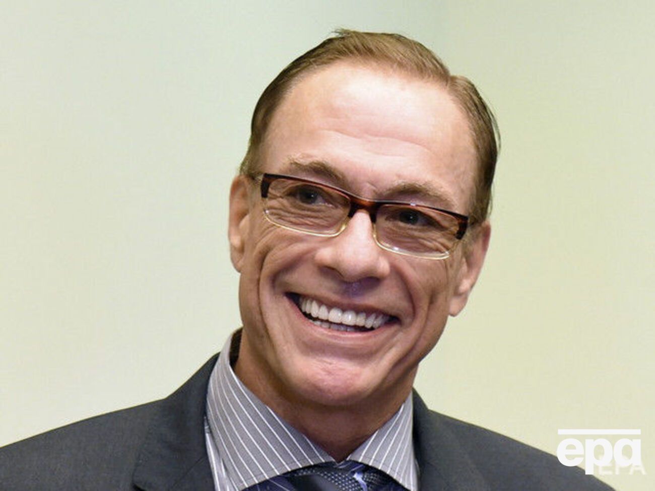 Ван Дамм играет в картине&nbsp;The Last Mercenary одну их главных ролей