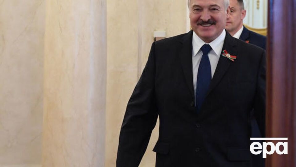 Лукашенко: Если кто-то перекинулся в другой лагерь, нам тоже надо с ними разбираться