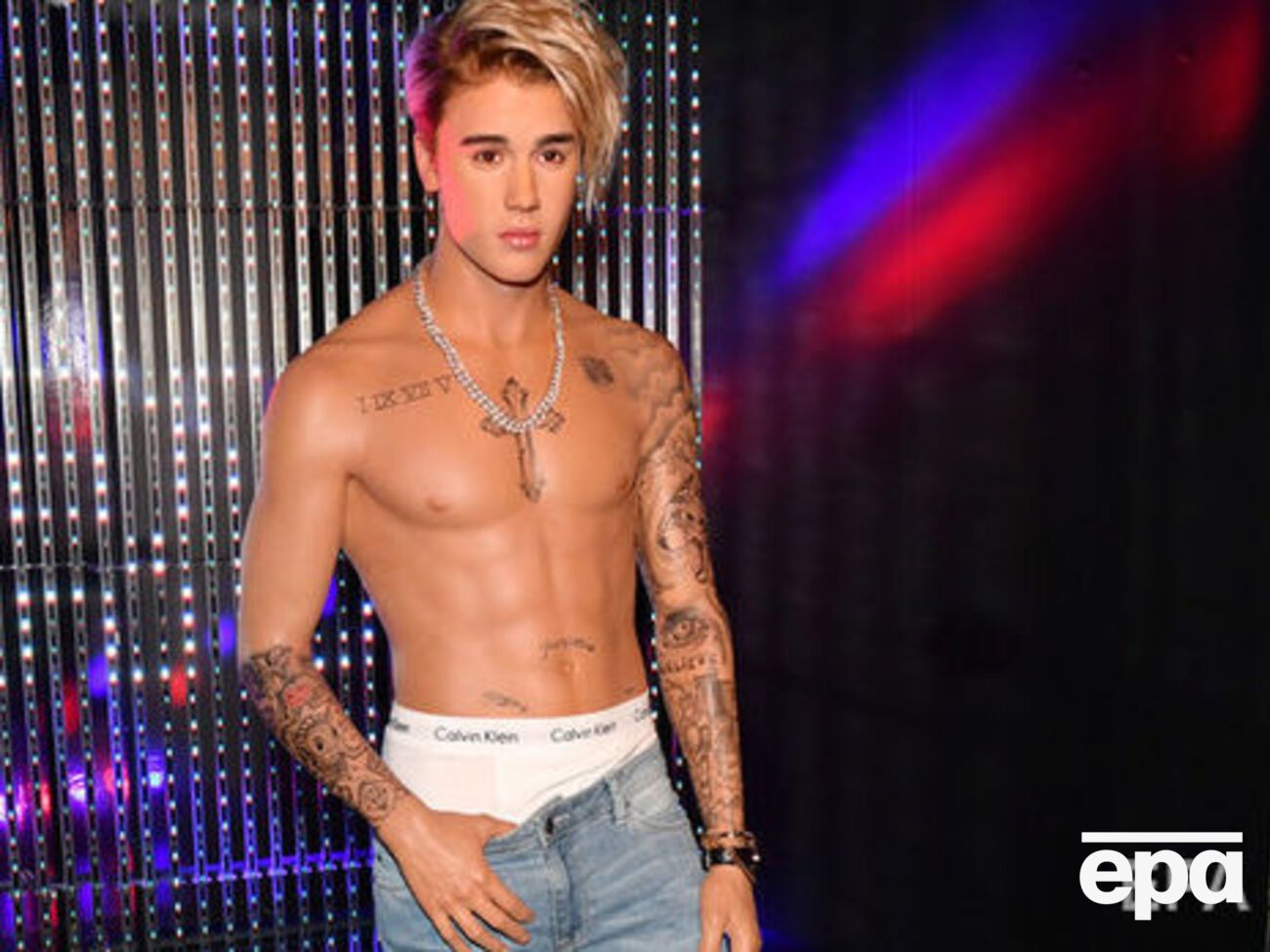 Бібер став дядьком