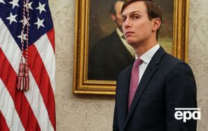 Daily Beast пишет, что Кушнер (на фото) обсуждал с Дмитриевым, как "США и Россия могли бы работать вместе"