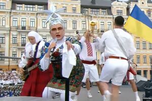 Песню "Там, де нас нема" "Океану Ельзи" исполнили хор и Верка Сердючка