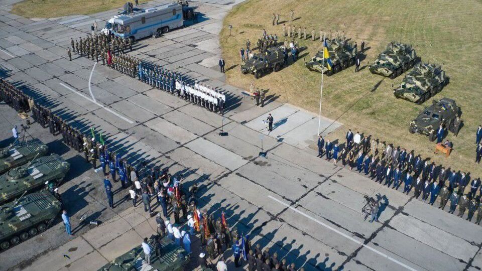 Построение 40-й отдельной артиллерийской бригады имени Великого князя Витовта