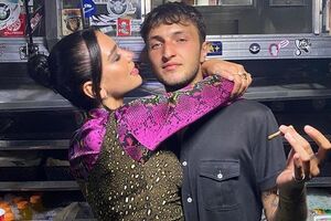 В июне 2020 года Липа и Хадид отпраздновали годовщину отношений