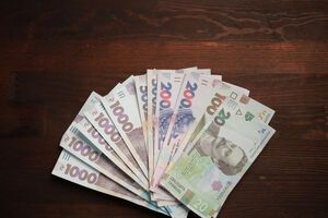 НБУ установил курс гривны на 25 августа