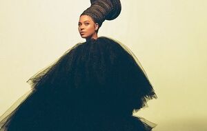 Бейонсе отметила, что в клипе Brown Skin Girl ей было важно показать многообразие оттенков смуглой кожи