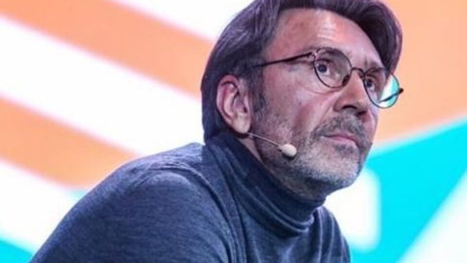 Шнуров: "Я к Навальному был, да, индифферентен, а теперь, пожалуй, точно за"