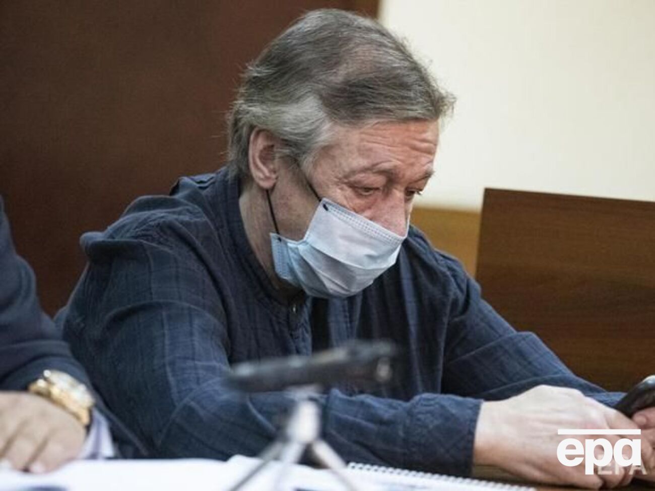 Ефремов сыграл в картине Файзиева сотрудника полиции